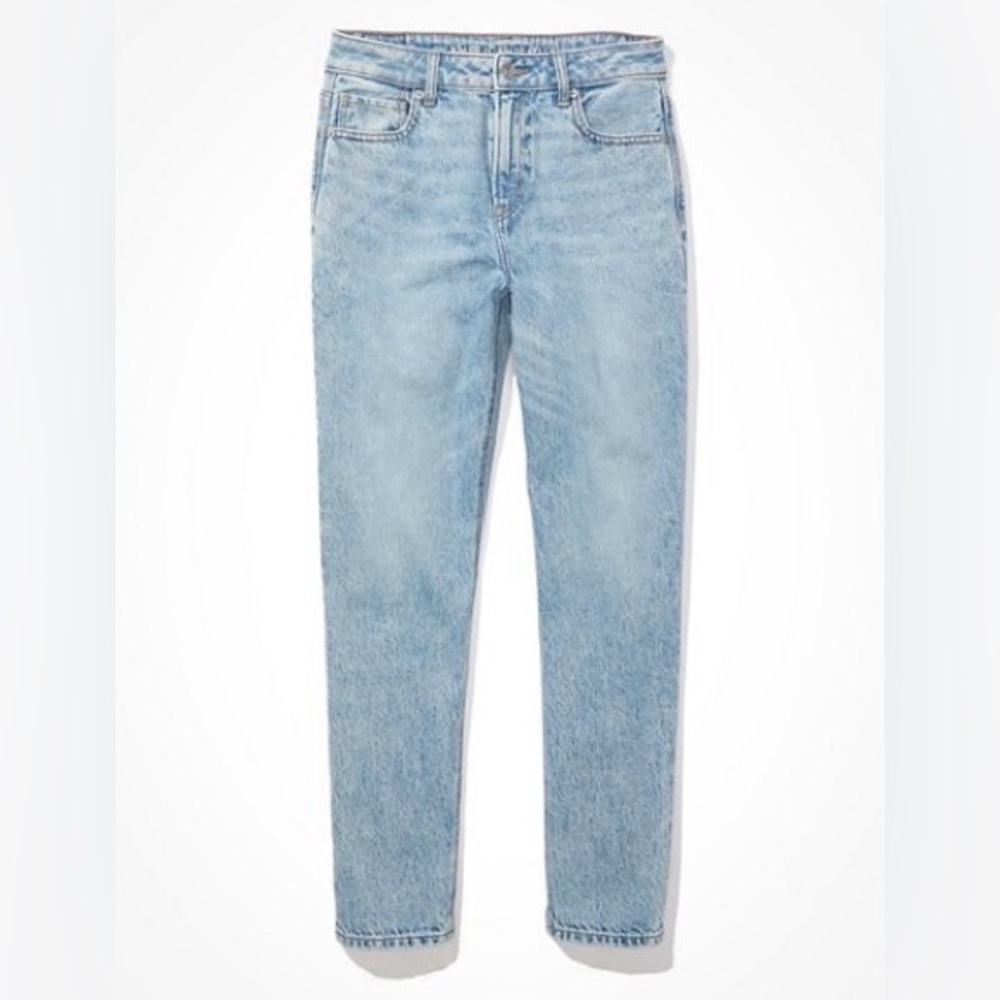American Eagle Outfitters Light Blue High-Rise Strigid Mom Jeans
